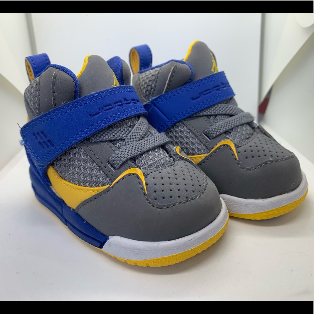 *SOLD* Team Jordan Gray/Blue/Yellow